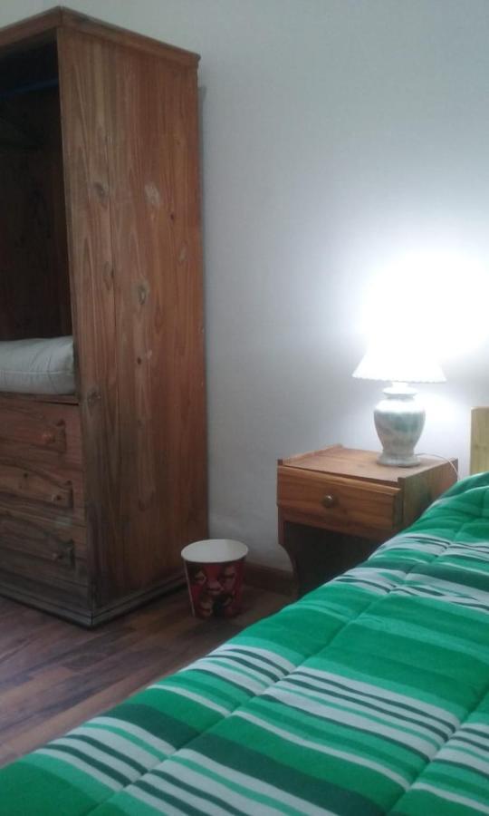 Habitac Indiv Casa De Familia, Flores Buenos Aires Dış mekan fotoğraf