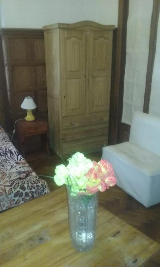 Habitac Indiv Casa De Familia, Flores Buenos Aires Dış mekan fotoğraf
