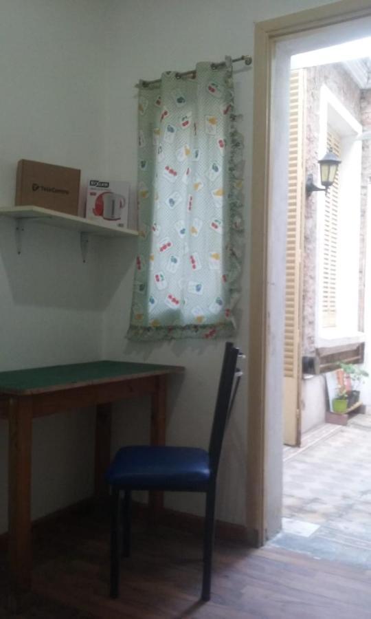 Habitac Indiv Casa De Familia, Flores Buenos Aires Dış mekan fotoğraf