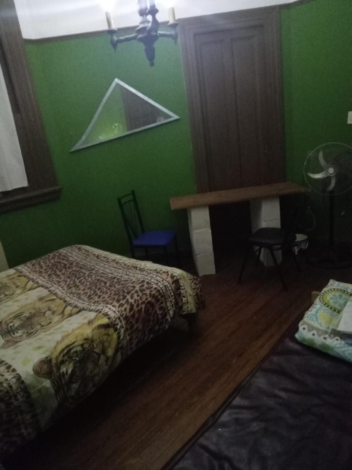 Habitac Indiv Casa De Familia, Flores Buenos Aires Dış mekan fotoğraf